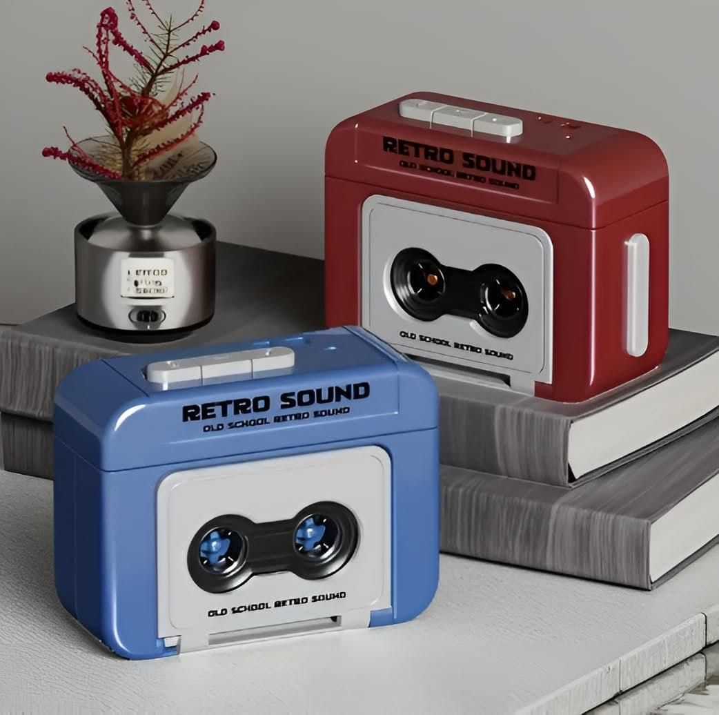 Retro Sound Mini Keychain – Cool Vintage Style Keychain with Built-In Recorder & Songs