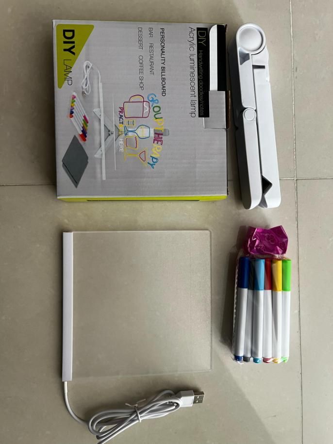 3D LED Light Glass Acrylic Writing Pad with 12 Color Pens – USB Message Board & Night Lamp