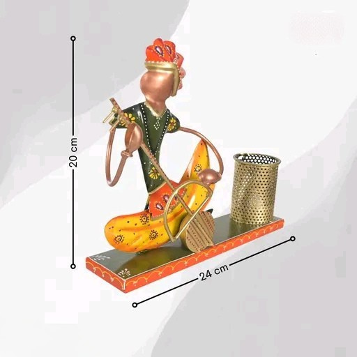 Classic Handcrafted Iron Musician Pen Stand – Decorative Showpiece & Desk Organizer