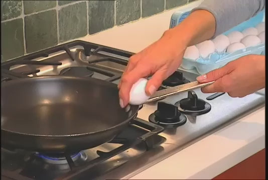 Plastic Handheld Egg Cracker with Separator for Raw Eggs