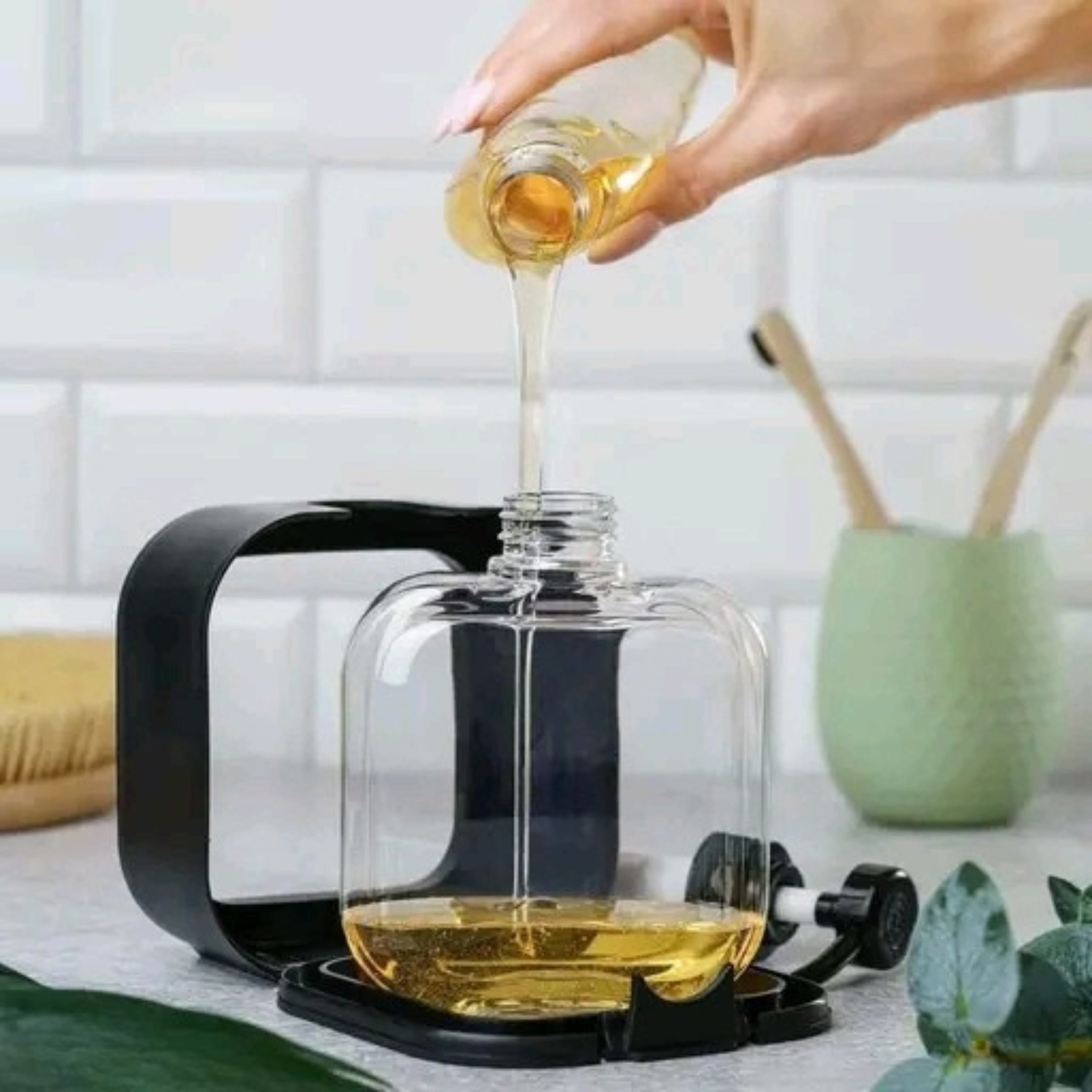 (Pack of 2) Modern Soap Dispenser – Premium Black Pump Bottles for Bathroom & Kitchen