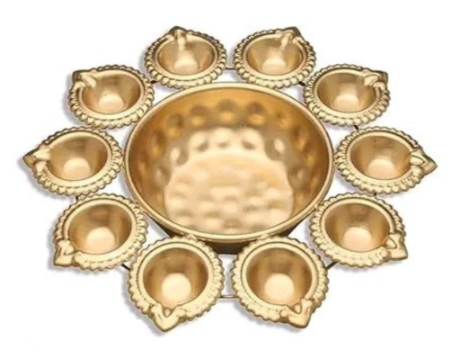 Traditional Metal Urli Bowl – Decorative Floating Flower & Candle Centerpiece