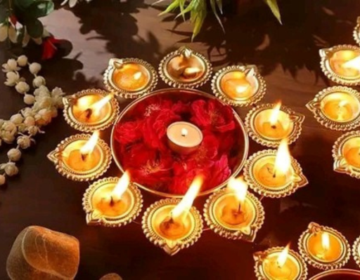 Traditional Metal Urli Bowl – Decorative Floating Flower & Candle Centerpiece